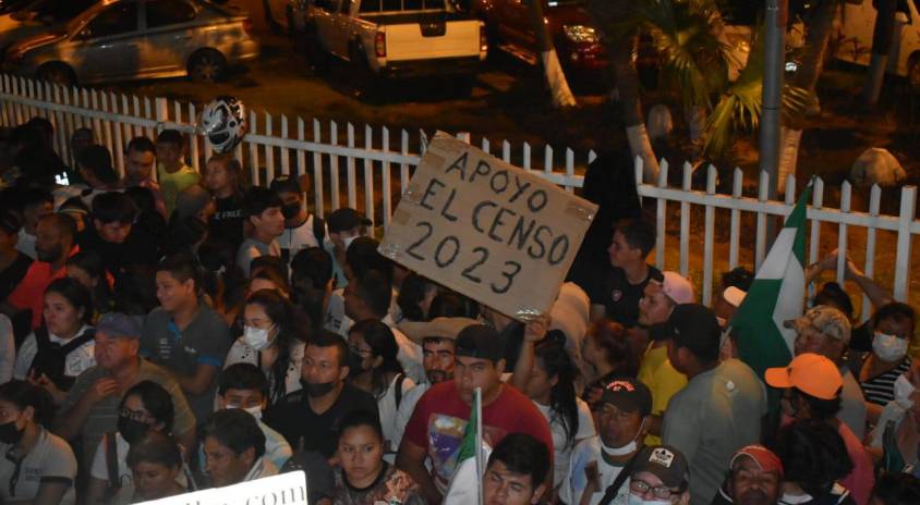Cabildo en Santa Cruz cierra con conminatoria al Gobierno