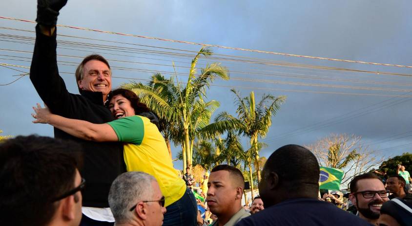 Jornada intensa de votación en Brasil