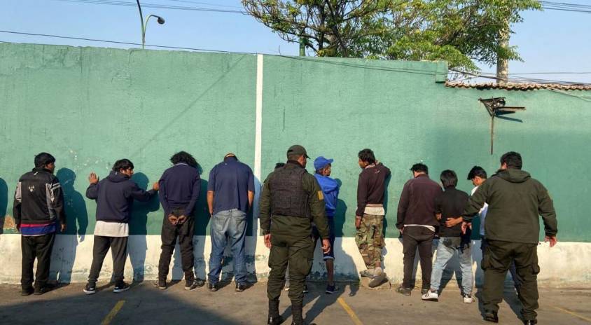 Operativo policial en Cochabamba