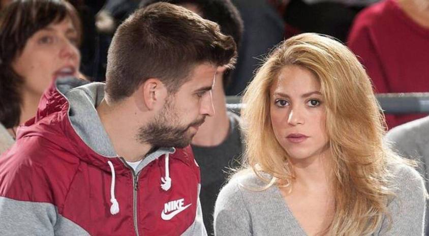 Piqué (izq.) y Shakira se separaron